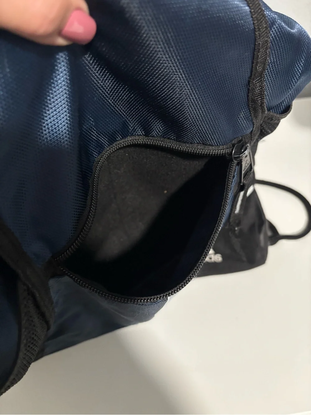 adidas Black Cap with Navy & Black Drawstring Gym Bag
